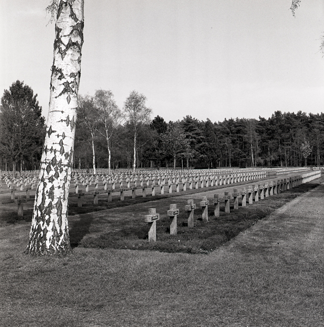 Duitse militaire begraafplaats-212