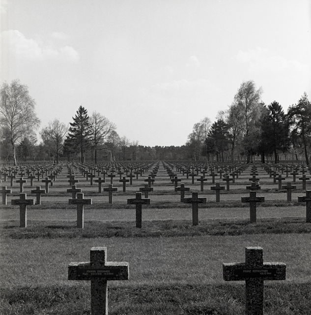 Duitse militaire begraafplaats-214
